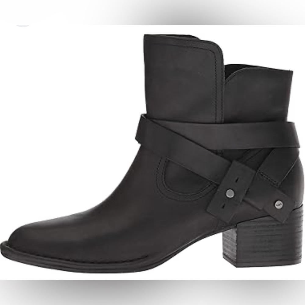 UGG womens Elysian leather black ankle heel boots size 6.5